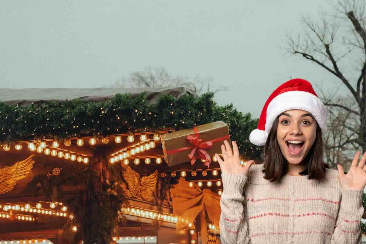 sfondo natalizio e donna con cappello natale