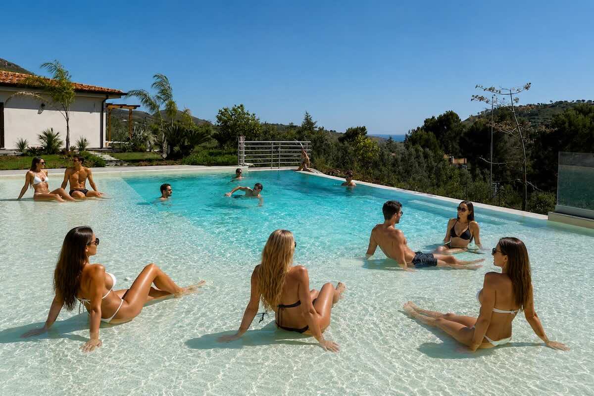 Piscina effetto spiaggia