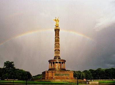 News Finiti I Lavori Di Restauro Alla Siegessaule Di Berlino La Statua Della Vittoria Viagginews Com