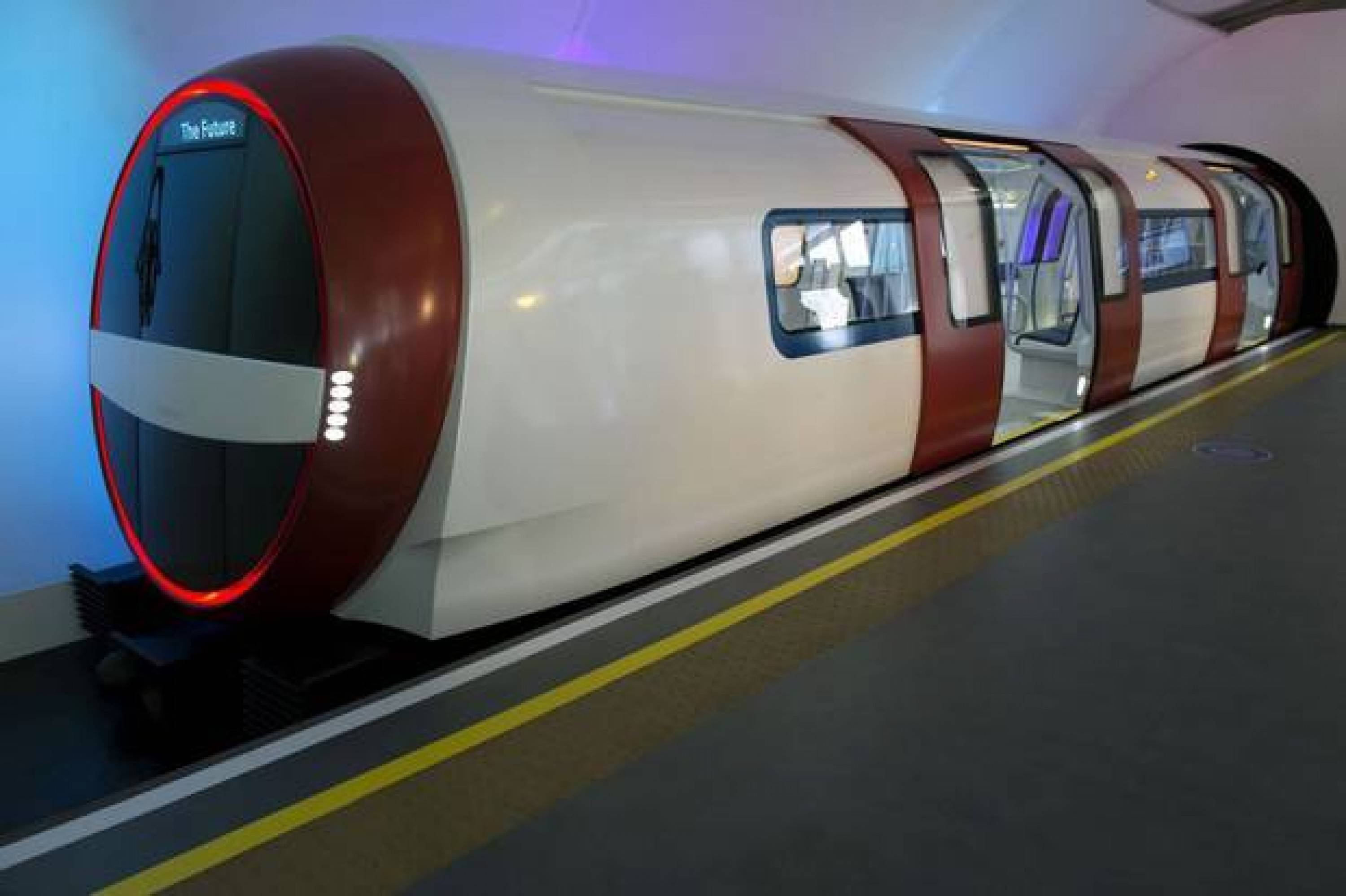 Самые новые поезда. Поезд Siemens inspiro. Вагон метро Лондон. Поезда метро Лондона.